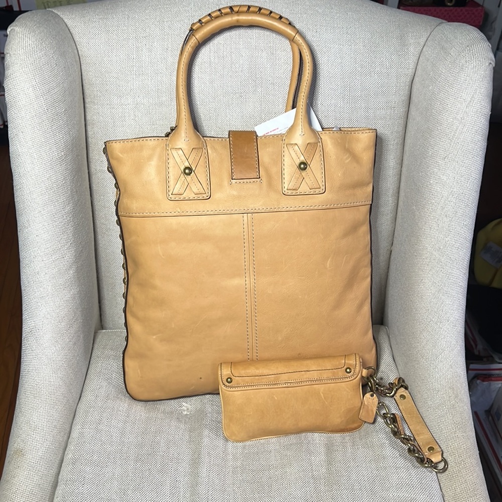 Coach Thompson Ltd Ed Legacy Studded Vachetta Slim Tote + Legacy Vachetta Clutch - Picture 6 of 13